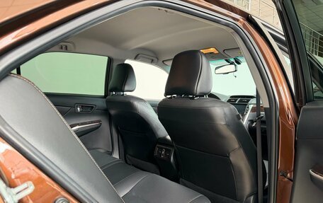 Toyota Camry, 2018 год, 2 600 000 рублей, 35 фотография