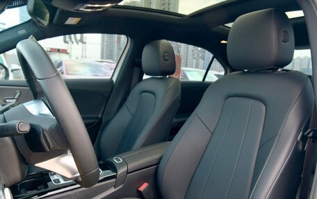 Mercedes-Benz A-Класс, 2023 год, 2 430 000 рублей, 7 фотография
