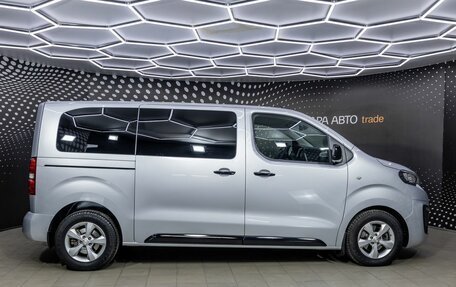 Peugeot Traveller I, 2021 год, 3 360 000 рублей, 5 фотография