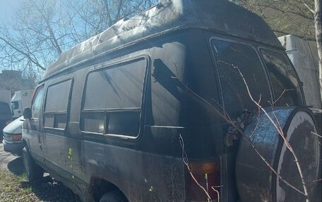 Ford Econoline IV, 1993 год, 250 000 рублей, 4 фотография