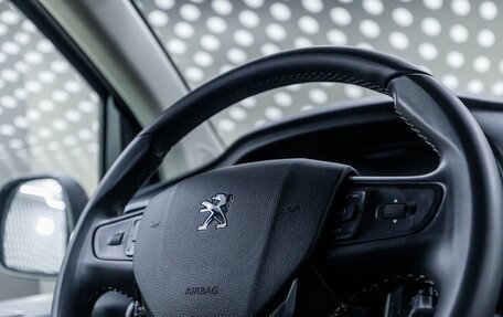 Peugeot Traveller I, 2021 год, 3 360 000 рублей, 13 фотография