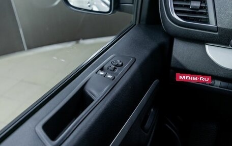 Peugeot Traveller I, 2021 год, 3 360 000 рублей, 19 фотография