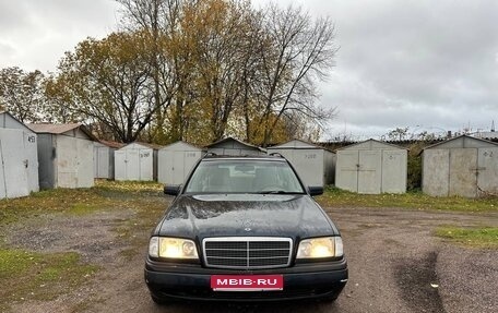 Mercedes-Benz C-Класс, 1996 год, 350 000 рублей, 1 фотография