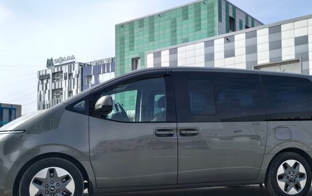 Hyundai Staria, 2022 год, 5 490 000 рублей, 1 фотография