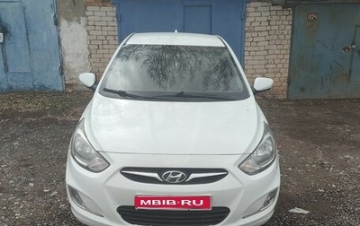 Hyundai Solaris II рестайлинг, 2011 год, 650 000 рублей, 1 фотография