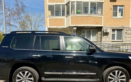 Toyota Land Cruiser 200, 2018 год, 7 200 000 рублей, 2 фотография