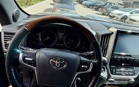 Toyota Land Cruiser 200, 2018 год, 7 200 000 рублей, 5 фотография