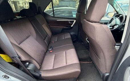 Toyota Fortuner II, 2019 год, 3 150 000 рублей, 18 фотография