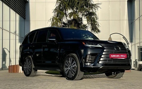 Lexus LX, 2026 год, 17 000 000 рублей, 2 фотография