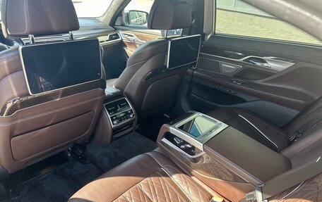 BMW 7 серия, 2019 год, 5 200 000 рублей, 19 фотография