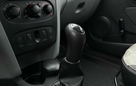 Renault Sandero II рестайлинг, 2014 год, 650 000 рублей, 16 фотография