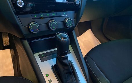 Skoda Octavia, 2019 год, 1 899 000 рублей, 9 фотография