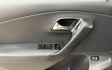 Volkswagen Polo VI (EU Market), 2013 год, 614 337 рублей, 6 фотография