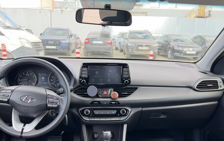 Hyundai i30 III, 2018 год, 1 500 000 рублей, 7 фотография