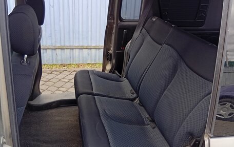 Honda Mobilio Spike I рестайлинг, 2006 год, 320 000 рублей, 11 фотография