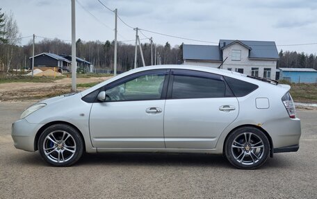 Toyota Prius, 2005 год, 649 000 рублей, 7 фотография