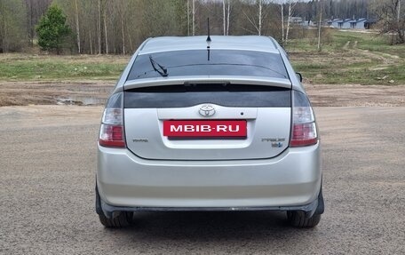 Toyota Prius, 2005 год, 649 000 рублей, 5 фотография