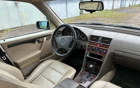 Mercedes-Benz C-Класс, 1996 год, 350 000 рублей, 6 фотография