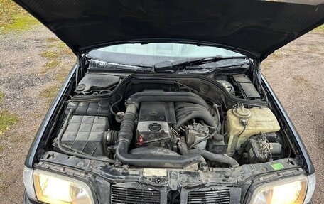 Mercedes-Benz C-Класс, 1996 год, 350 000 рублей, 14 фотография