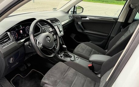 Volkswagen Tiguan II, 2017 год, 2 100 000 рублей, 9 фотография