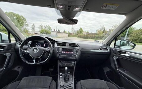 Volkswagen Tiguan II, 2017 год, 2 100 000 рублей, 8 фотография