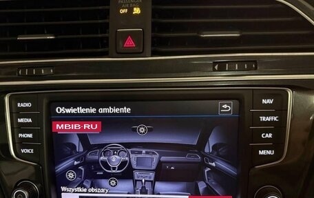 Volkswagen Tiguan II, 2017 год, 2 100 000 рублей, 10 фотография