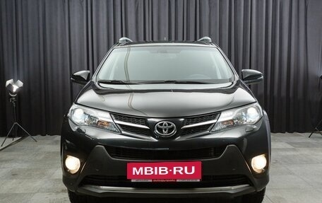 Toyota RAV4, 2013 год, 1 997 000 рублей, 2 фотография