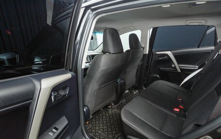 Toyota RAV4, 2013 год, 1 997 000 рублей, 16 фотография