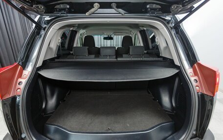 Toyota RAV4, 2013 год, 1 997 000 рублей, 22 фотография