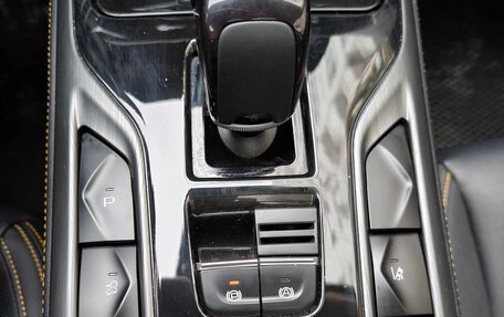 FAW Bestune T77, 2022 год, 1 750 000 рублей, 11 фотография