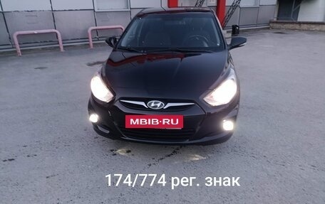 Hyundai Solaris II рестайлинг, 2011 год, 749 000 рублей, 10 фотография