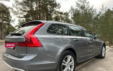 Volvo V90 Cross Country I рестайлинг, 2019 год, 3 650 000 рублей, 7 фотография