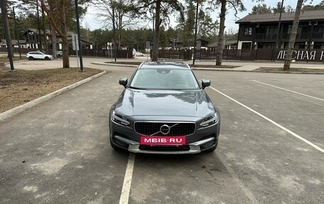 Volvo V90 Cross Country I рестайлинг, 2019 год, 3 650 000 рублей, 2 фотография