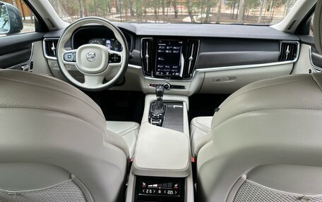 Volvo V90 Cross Country I рестайлинг, 2019 год, 3 650 000 рублей, 24 фотография