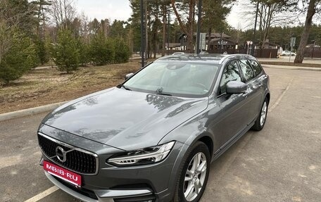 Volvo V90 Cross Country I рестайлинг, 2019 год, 3 650 000 рублей, 14 фотография