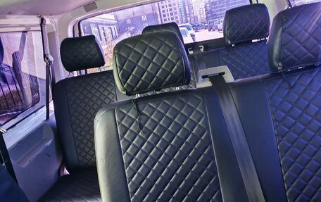 Volkswagen Transporter T5 рестайлинг, 2010 год, 900 000 рублей, 10 фотография