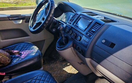 Volkswagen Transporter T5 рестайлинг, 2010 год, 900 000 рублей, 8 фотография