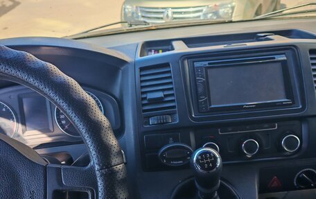 Volkswagen Transporter T5 рестайлинг, 2010 год, 900 000 рублей, 11 фотография