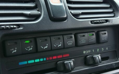 Mazda 626, 1993 год, 399 000 рублей, 15 фотография