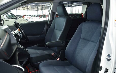 Toyota Sienta II, 2017 год, 1 499 000 рублей, 9 фотография