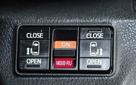 Toyota Sienta II, 2017 год, 1 499 000 рублей, 24 фотография