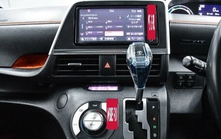 Toyota Sienta II, 2017 год, 1 499 000 рублей, 18 фотография