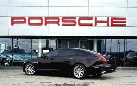 Jaguar XJ IV (X351), 2014 год, 2 620 000 рублей, 3 фотография