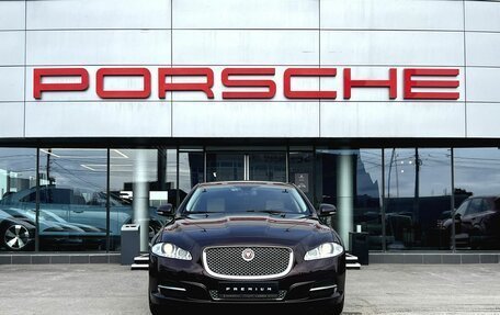 Jaguar XJ IV (X351), 2014 год, 2 620 000 рублей, 5 фотография