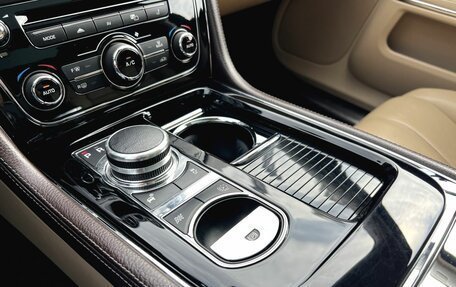 Jaguar XJ IV (X351), 2014 год, 2 620 000 рублей, 31 фотография