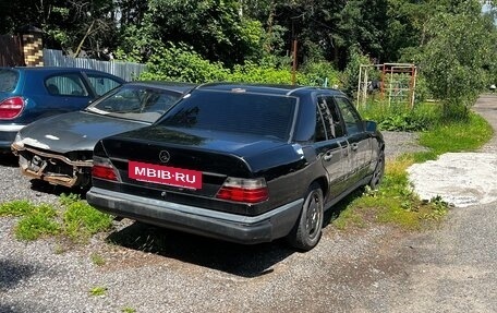 Mercedes-Benz E-Класс, 1992 год, 145 000 рублей, 3 фотография
