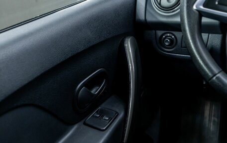 Renault Logan II, 2021 год, 770 000 рублей, 18 фотография