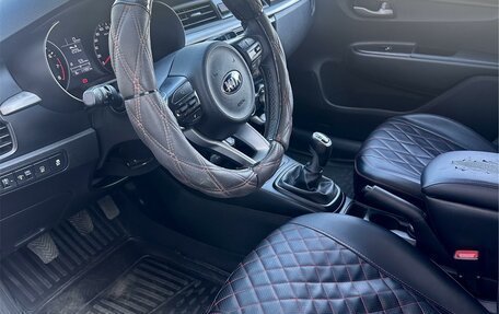 KIA Rio IV, 2018 год, 1 345 000 рублей, 10 фотография