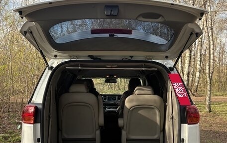 KIA Carnival III, 2018 год, 1 900 000 рублей, 21 фотография