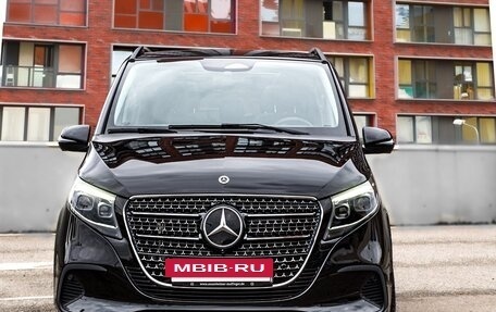 Mercedes-Benz V-Класс, 2024 год, 10 000 000 рублей, 6 фотография